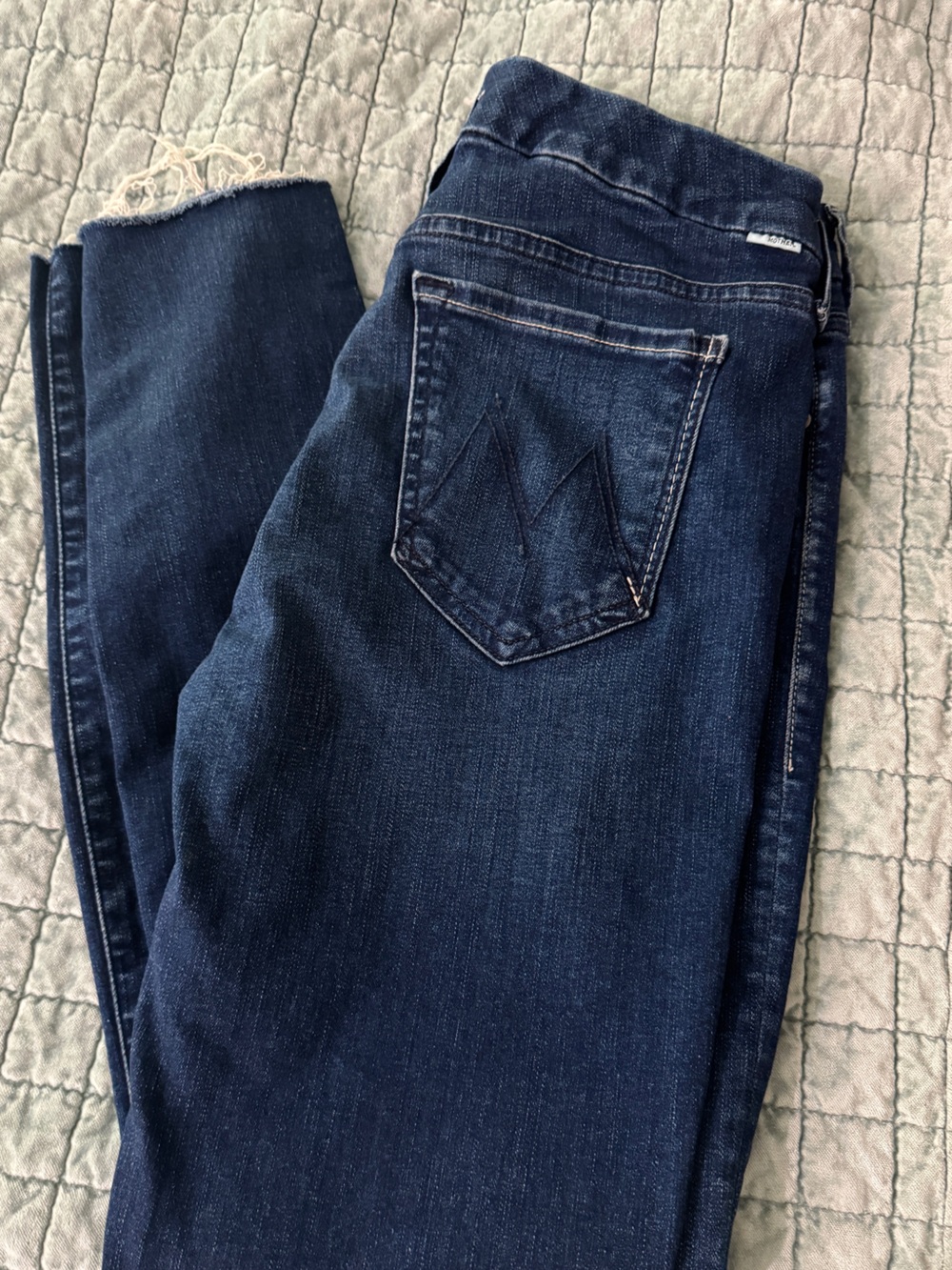 MOTHER jeans Looker Ankle Fray Fast Times — size 27